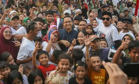 Partai NasDem menyambut ketertarikan PDI Perjuangan terhadap Anies Baswedan untuk maju ke Pilkada DKI Jakarta.